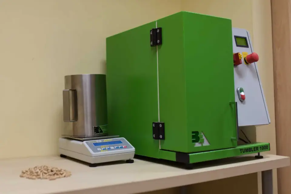 Wartość opałowa pelletu kWh/kg: Ile ciepła faktycznie dostaniesz?